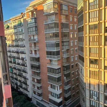 Centrally-located, Spacious Flat At Historic Centre & Short Walk To Alicante